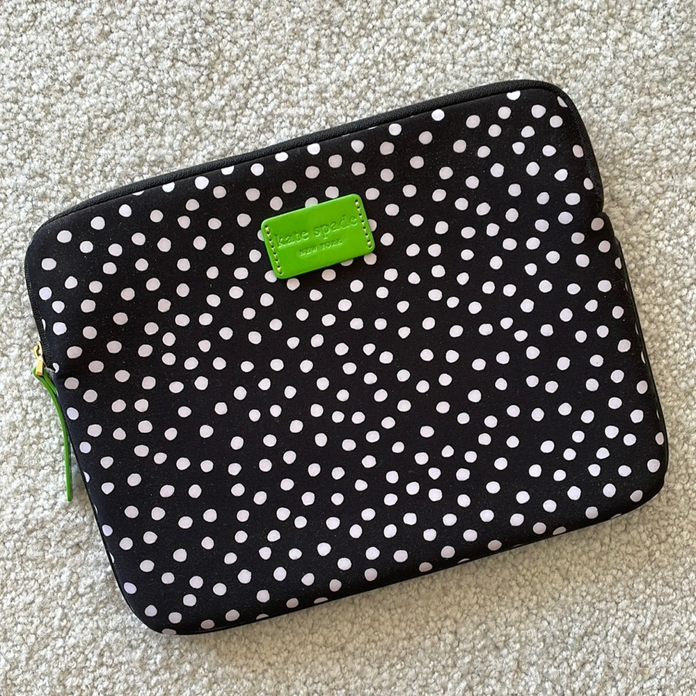 KATE SPADE Polka Dot Tablet Case - Black & White Polka Dot